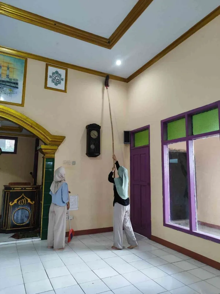 Mushola Baitul Maruf: Tempat Berkumpul yang Menyatu dengan Budaya Cilacap